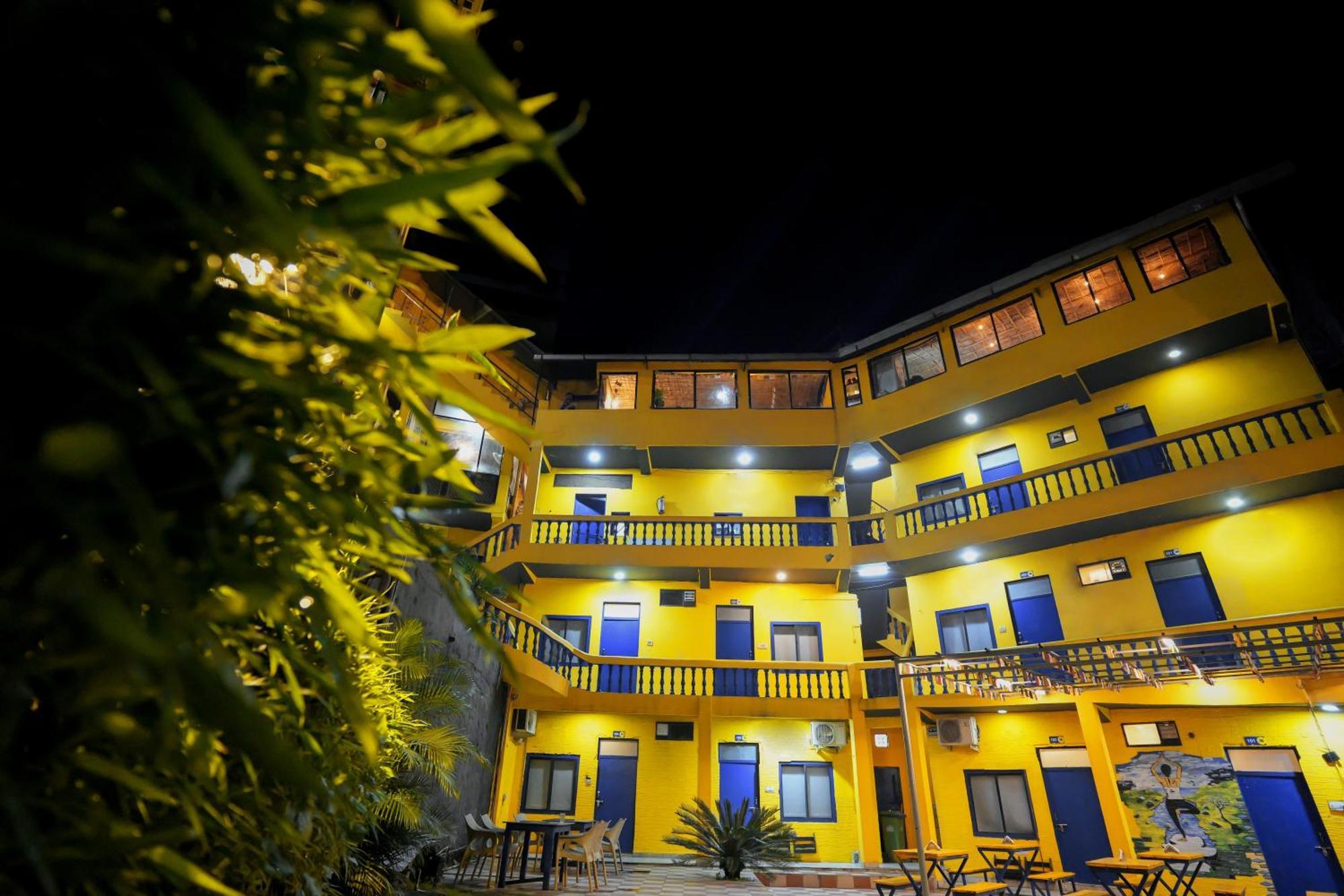 Хостел Shalom Backpackers Рішикеш Екстер'єр фото