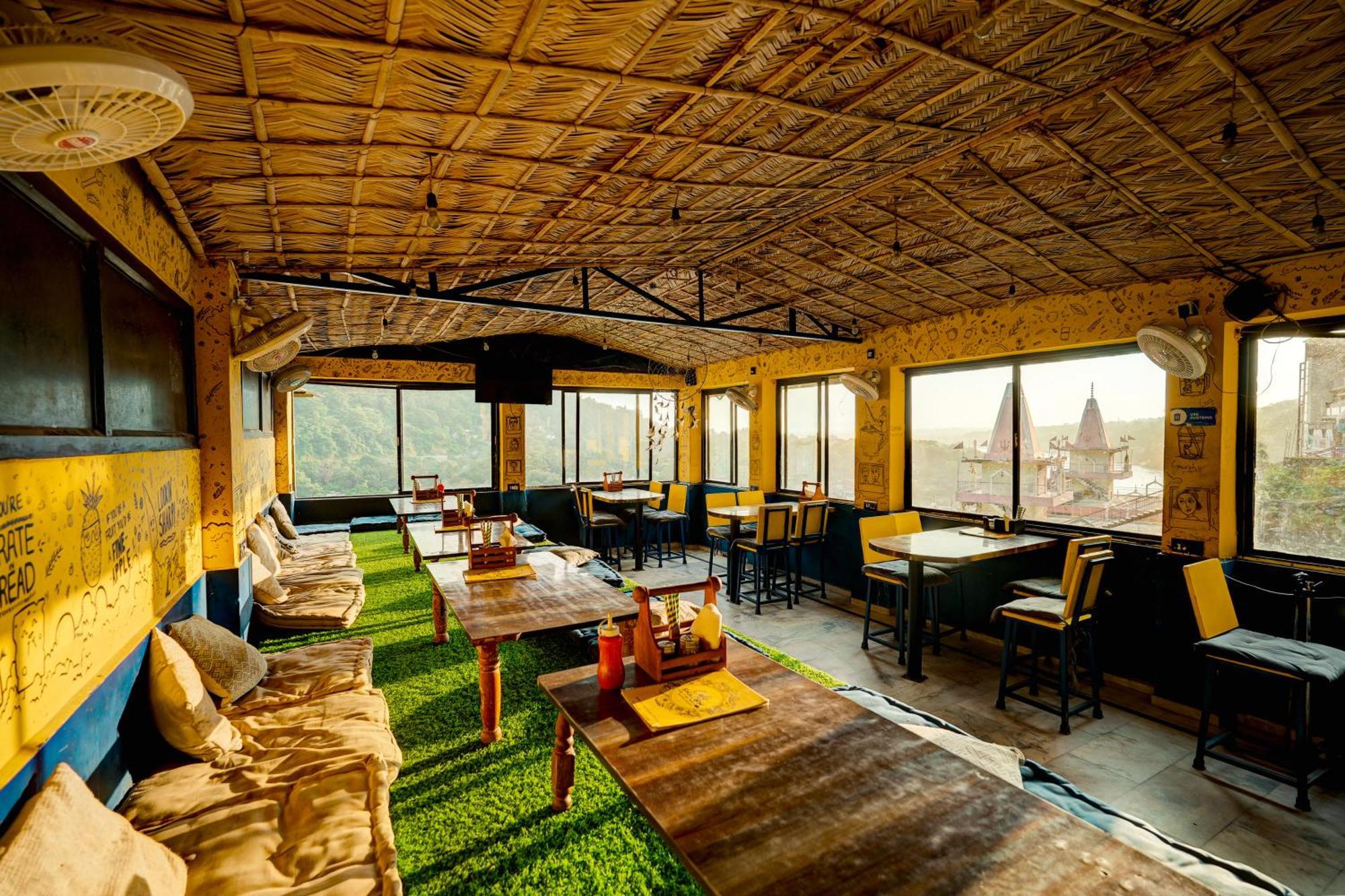 Хостел Shalom Backpackers Рішикеш Екстер'єр фото